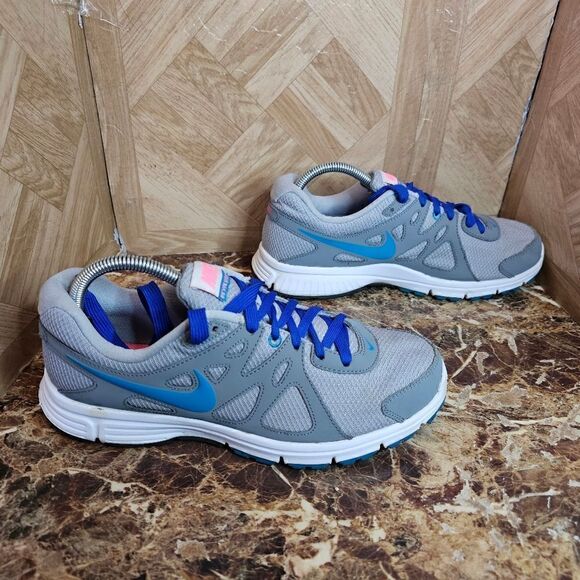 Nike women's Revolution 2 running shoes size 9.5. 087 - Picture 7 of 10